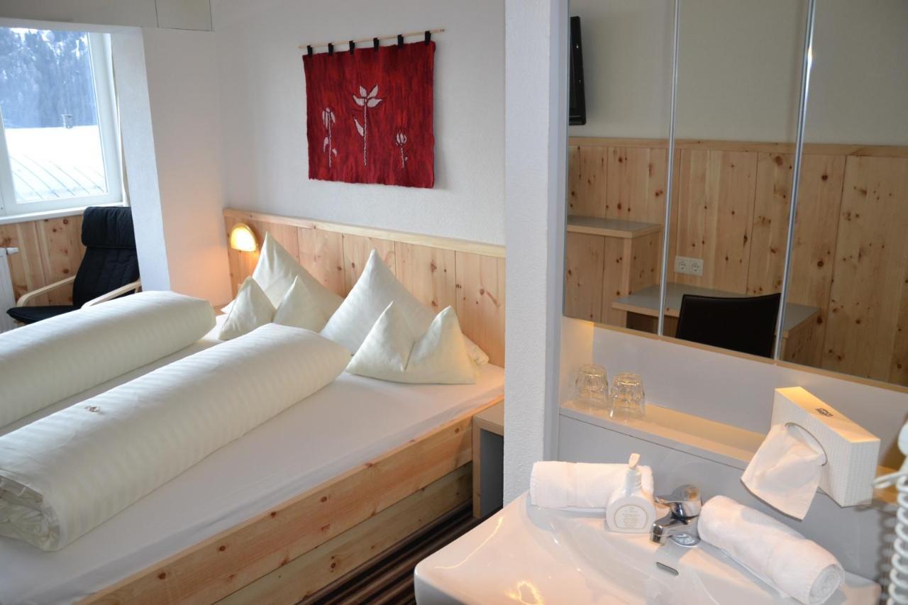 Hotel Alpina Nature-Wellness ヴェンス エクステリア 写真