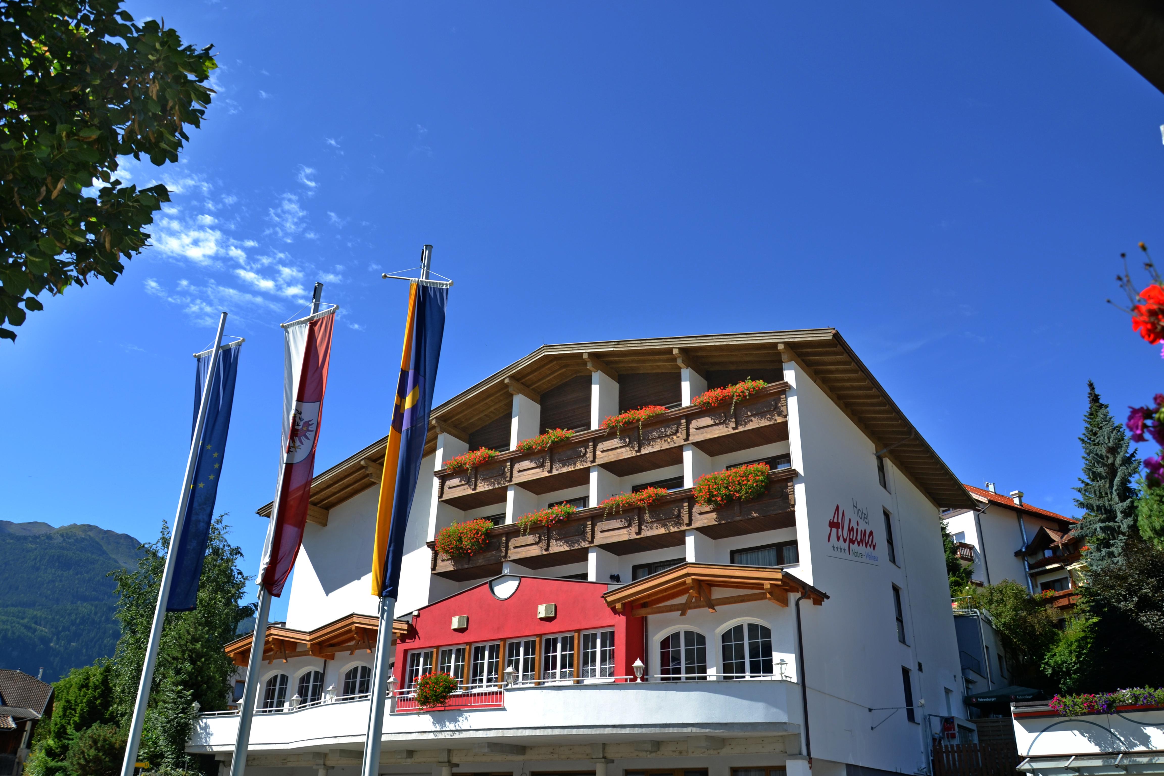 Hotel Alpina Nature-Wellness ヴェンス エクステリア 写真