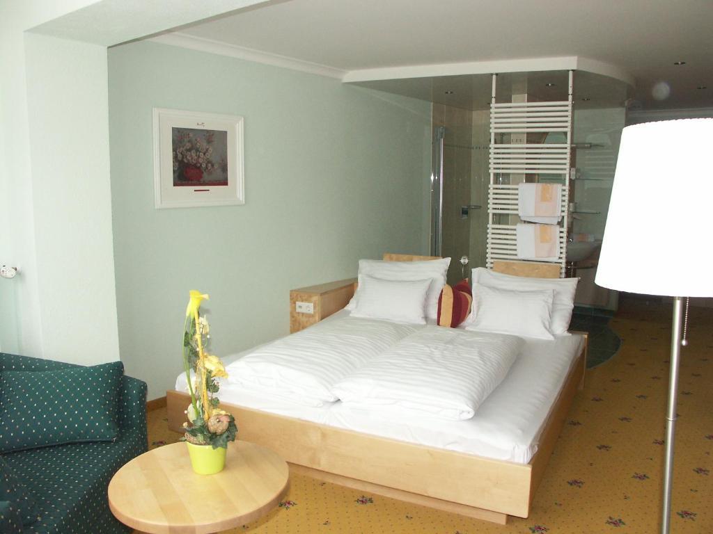 Hotel Alpina Nature-Wellness ヴェンス 部屋 写真