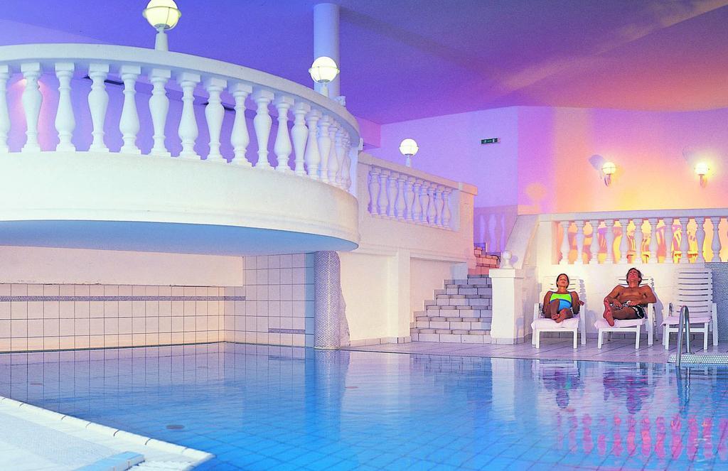 Hotel Alpina Nature-Wellness ヴェンス エクステリア 写真
